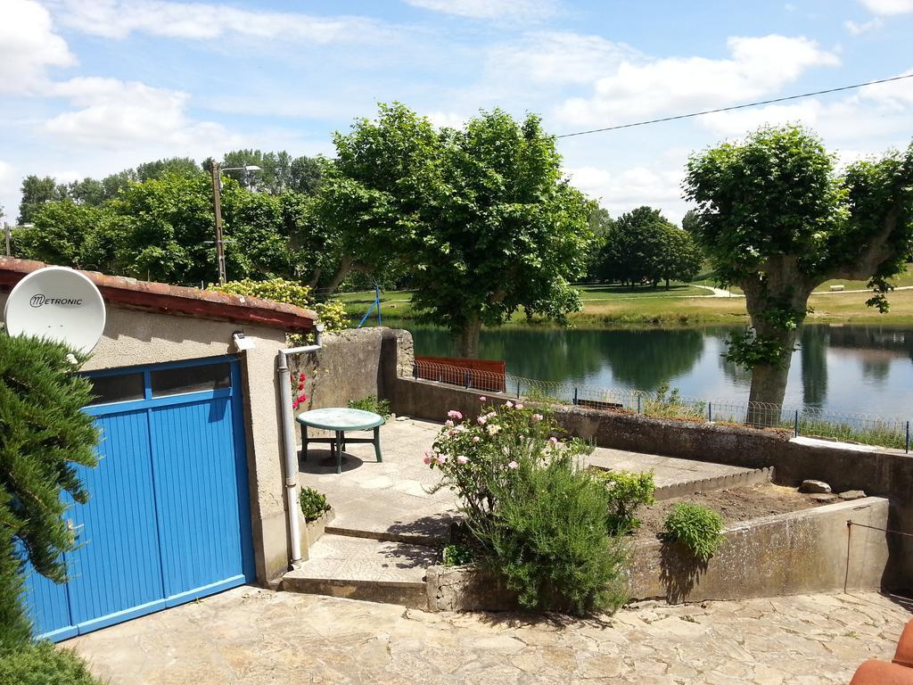 Le Gite Du Port Saint-Pierre-de-Boeuf Rom bilde